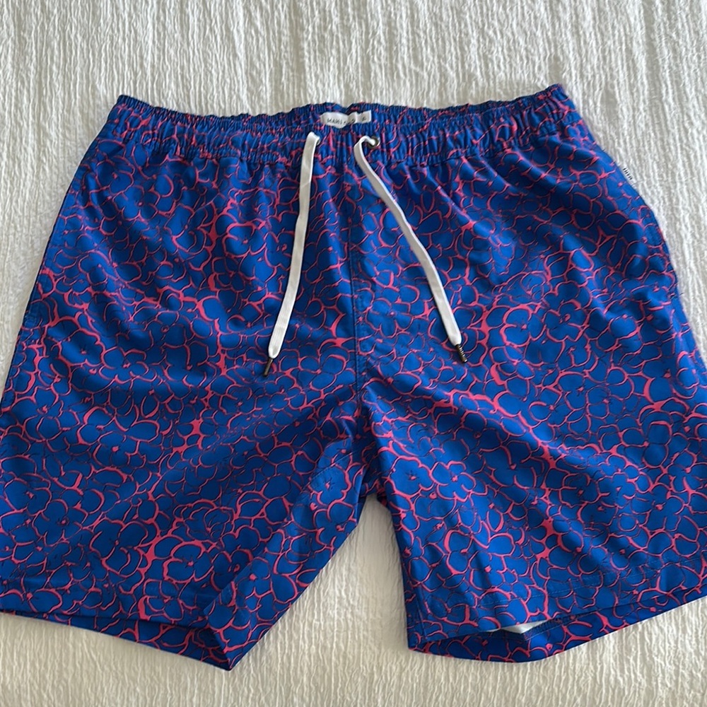 Mahi Gold Men’s Buddy Trunk - Hydrangea Walk in Regatta (XL)